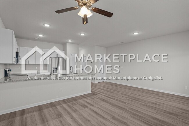 Building Photo - 3043 Hearth Stone Wy