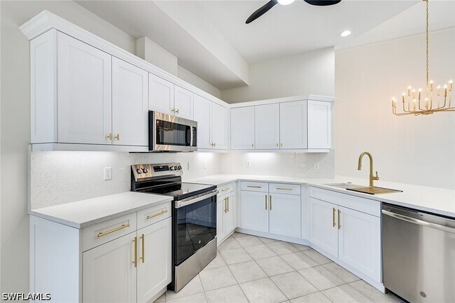 Building Photo - 1580 Clermont Dr