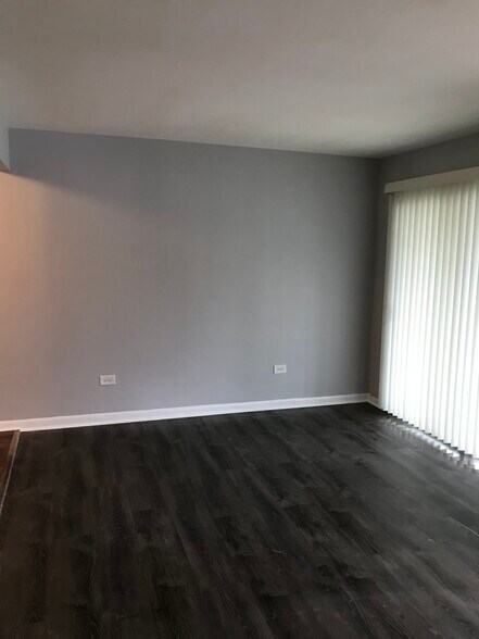 Building Photo - 12627 Irving Ave