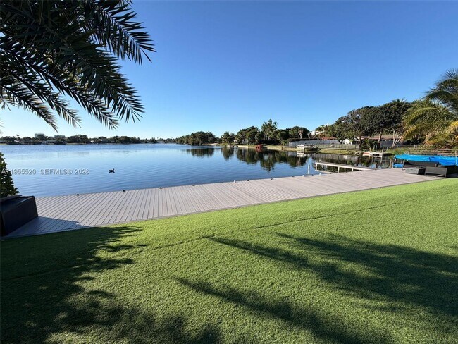 Building Photo - 1830 NE 193rd St