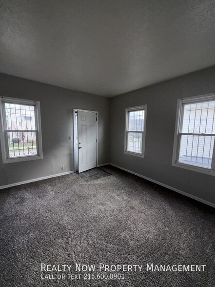 Building Photo - 3417 Storer Ave