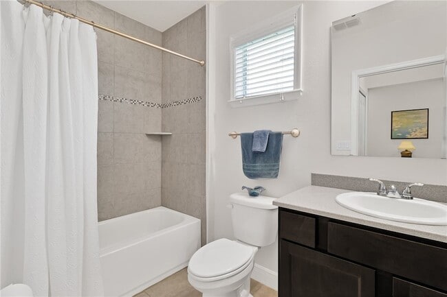 Building Photo - 5992 Spicewood Ln