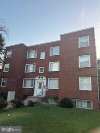 Building Photo - 3865 Halley Terrace SE