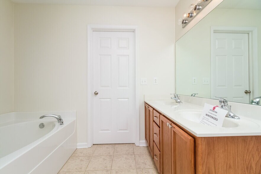 Building Photo - 3506 Perlino Dr