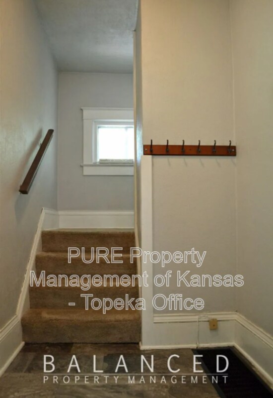 Building Photo - 2910 SW 17th St