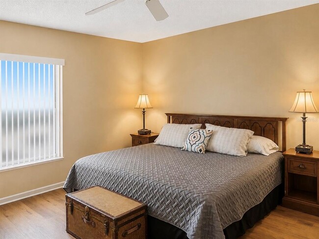 Building Photo - 450 S Gulfview Blvd
