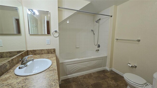 Building Photo - 4005 Santa Maria Dr