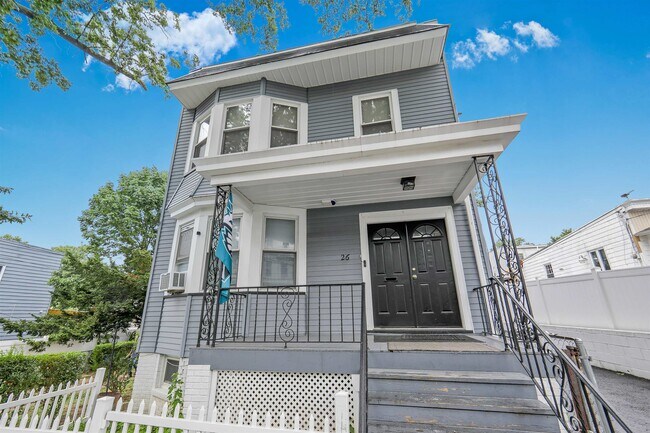 Building Photo - 26 Montrose Terrace