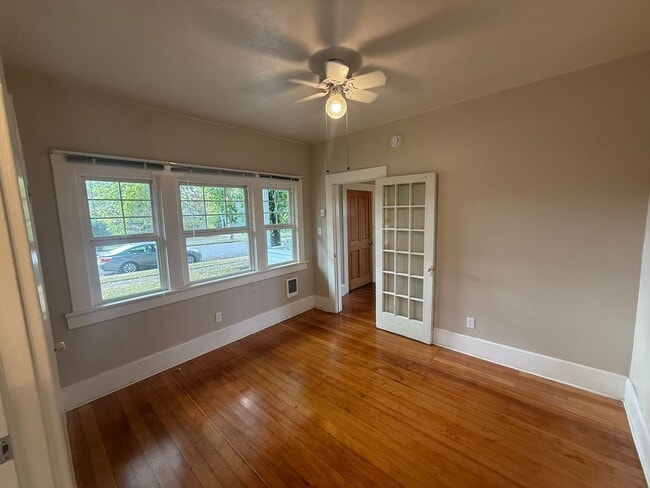 Building Photo - Charming 1BR/1BA House