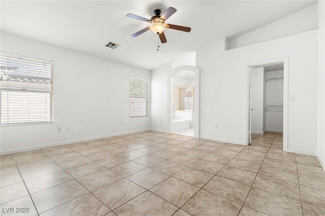 Building Photo - 1530 Misty Sky Dr