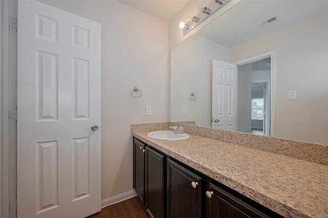 Building Photo - 6026 Stockholm Ct