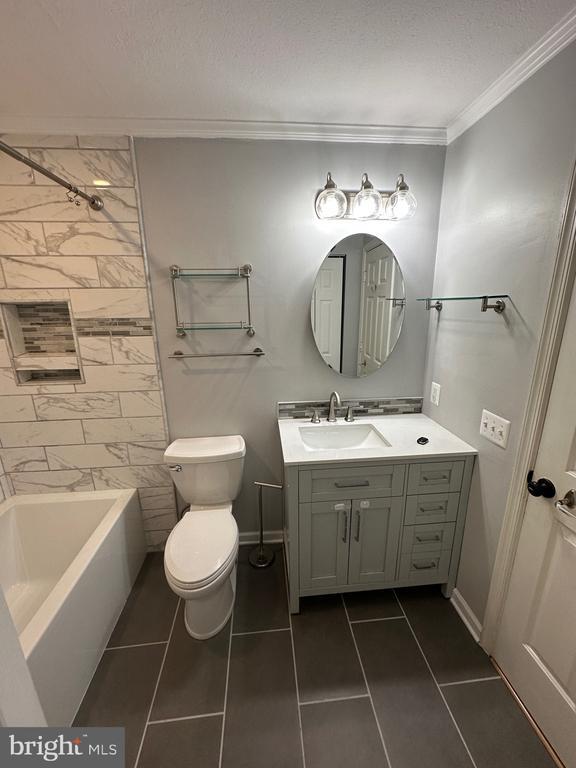 Building Photo - 115 Prosperity Ave SE