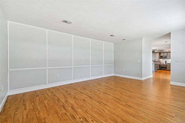 Building Photo - 1302 Brandonwood Dr