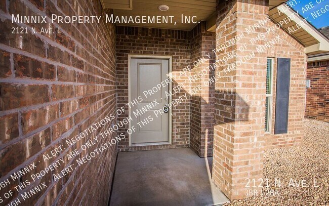 Building Photo - 2121 N. Ave L