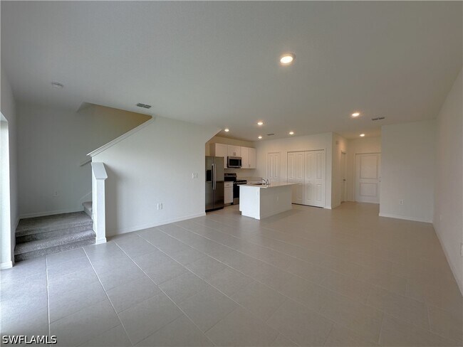Building Photo - 28521 SWEET MEADOW Dr