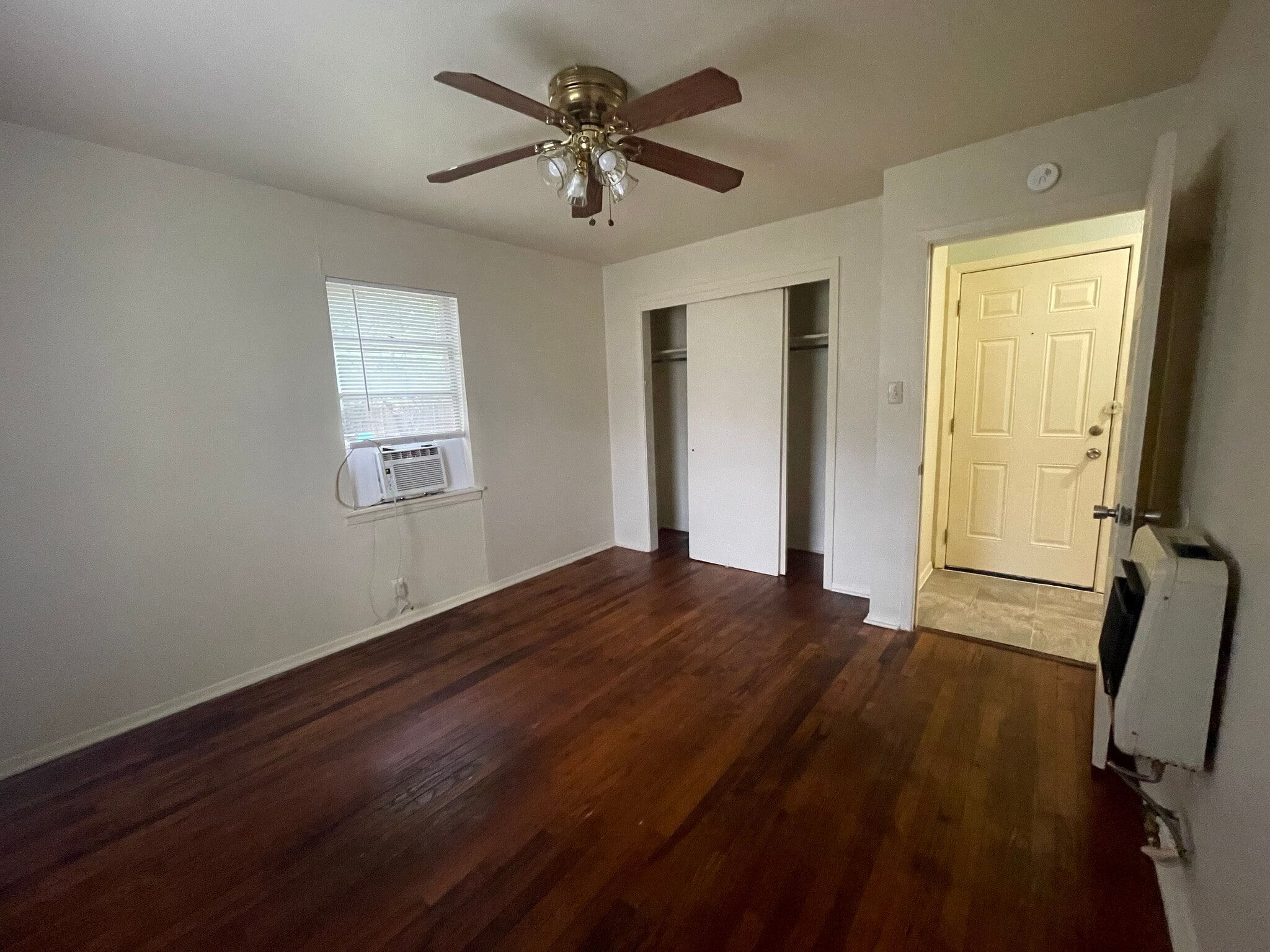 Building Photo - 1108 Neff St