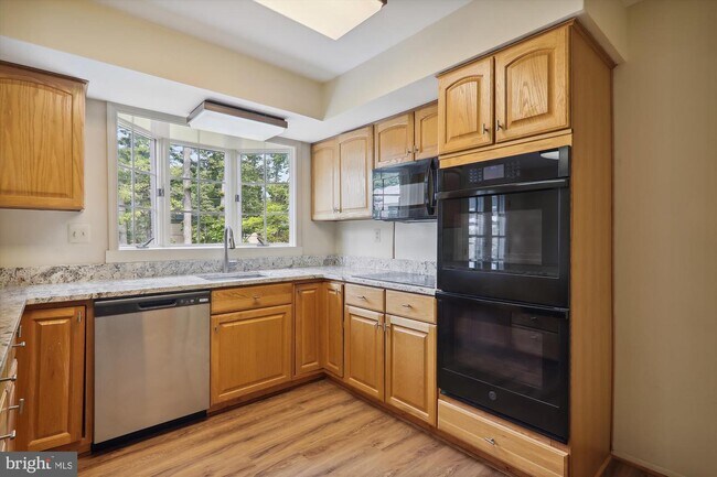Building Photo - 11124 Post House Ct