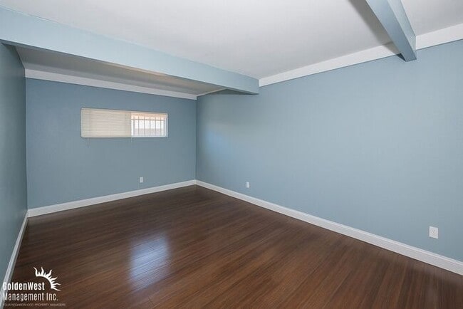 Building Photo - Beautiful 2Bdm 2Ba Unit in Central Las Vegas - MI Special