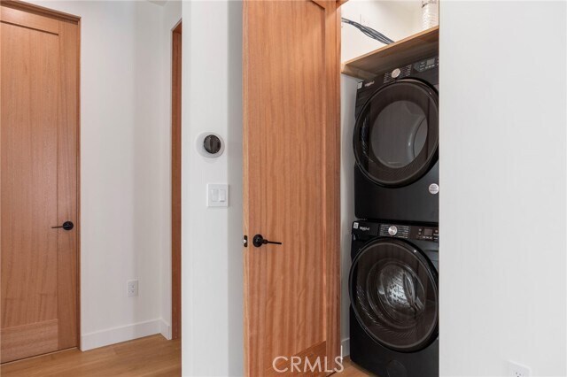 Building Photo - 21826 Cohasset St