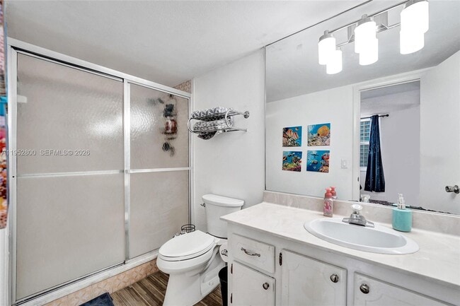 Building Photo - 2201 S Ocean Dr