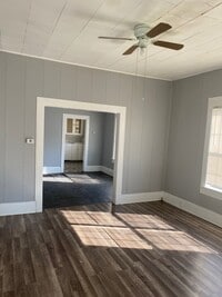 Building Photo - 634 Champagnolle Rd