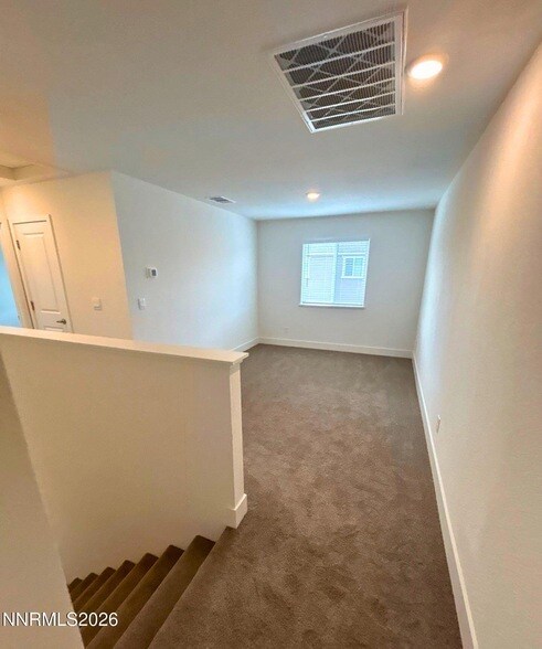 Building Photo - 1933 Muscovite Dr