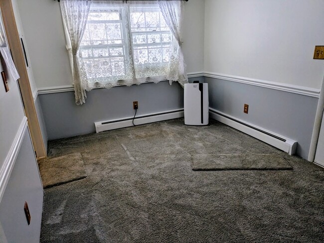 Building Photo - 1606 Daniels Run Rd NE