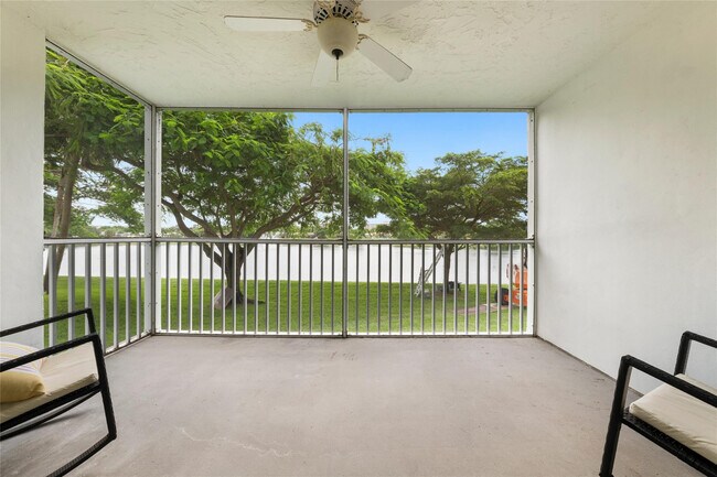 Building Photo - 3150 N Course Ln