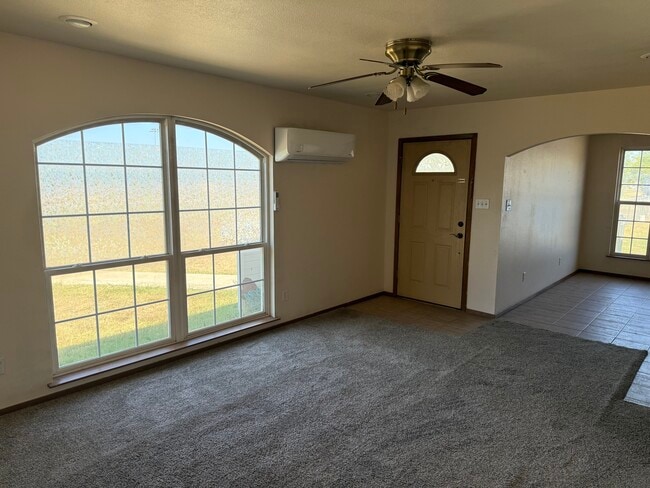 Building Photo - 1409 Harrell Ave