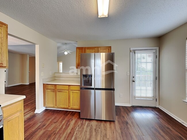 Building Photo - 2901 Horseshoe Bend Rd SW