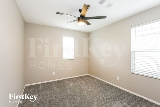 Building Photo - 7028 Fossil Lake St