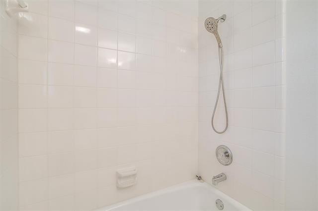 Building Photo - 3212 Riverwood Dr