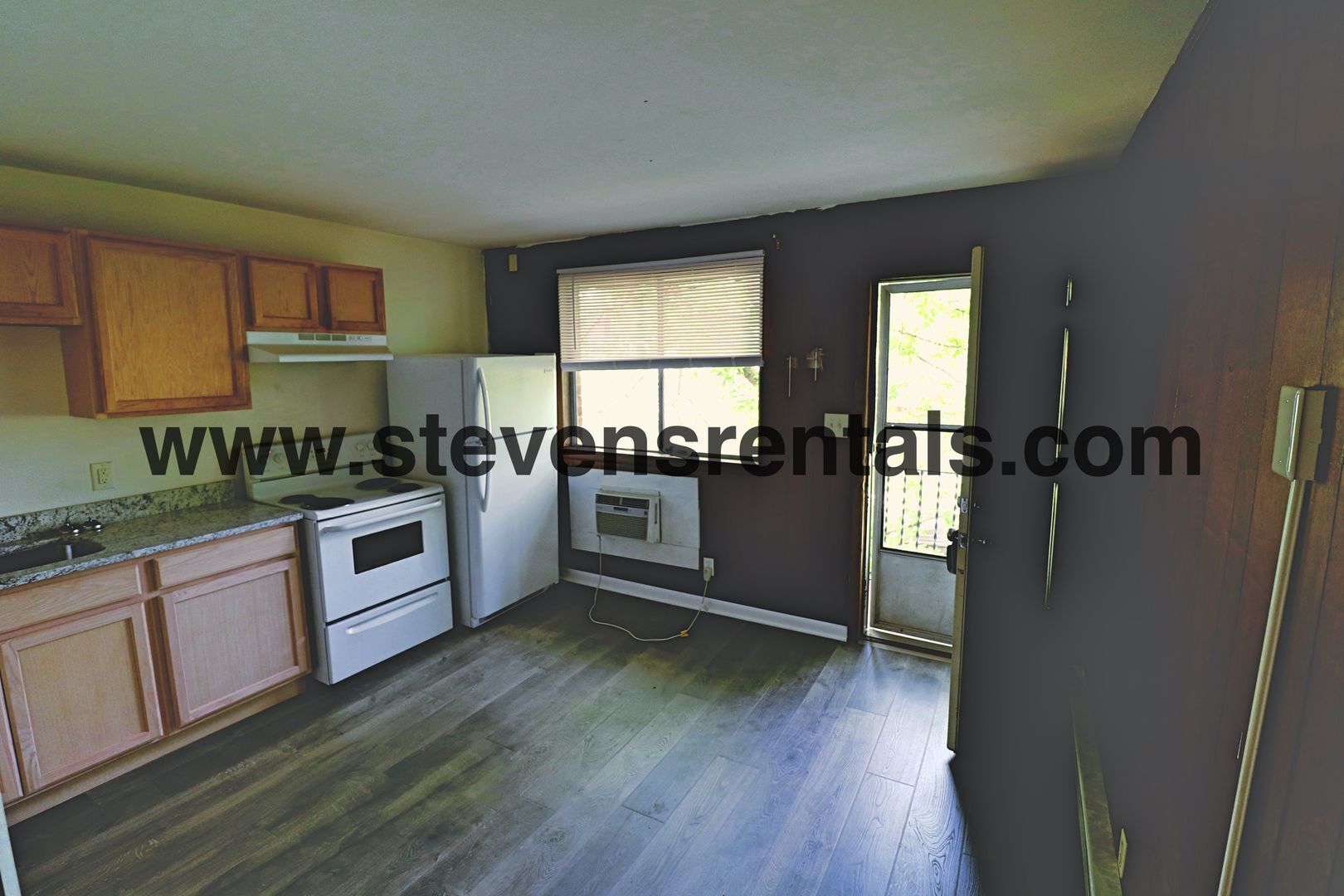 Building Photo - 928 30th Ave N