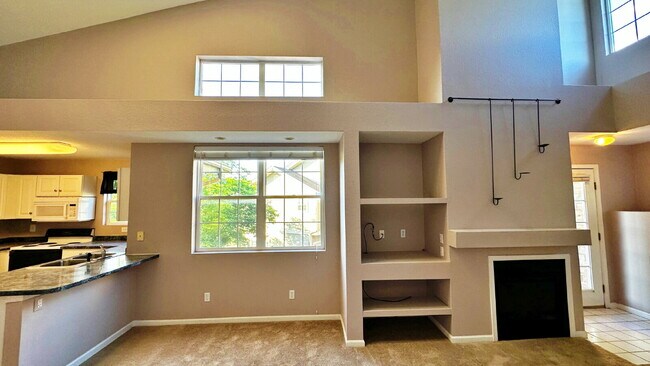 Building Photo - 2856 W Centennial Dr
