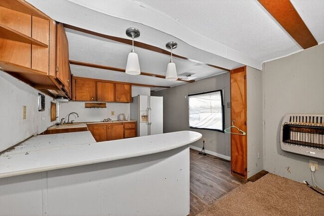 Building Photo - 1305 Ridge Cir