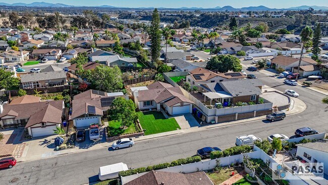 Building Photo - Fully Upgraded Mira Mesa Home w/solar panels, Garage, Washer/Dryer & Private Yard