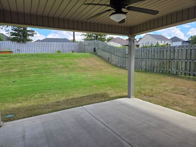 Building Photo - 542 Jensen Ln