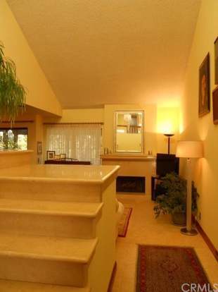 Building Photo - 844 Trinity Ln