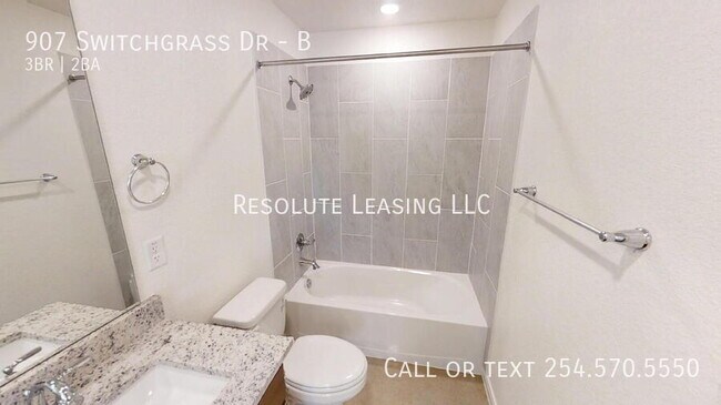 Building Photo - 907 Switchgrass Dr