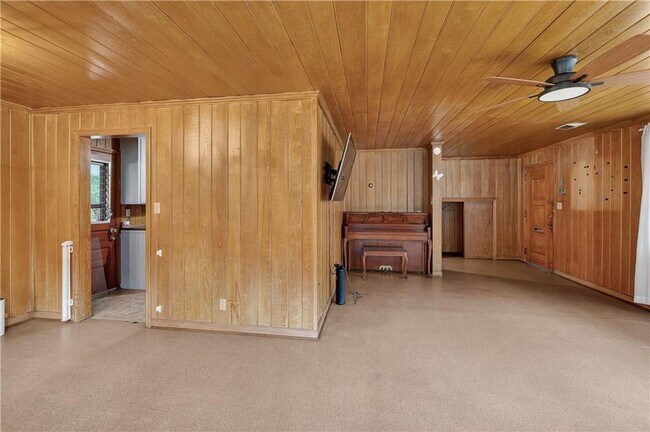 Building Photo - 1601 Walnut Ave