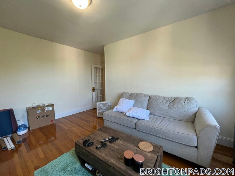 Building Photo - 135 Washington St