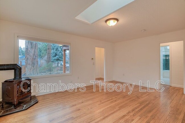 Building Photo - 1252 NW Milwaukee Ave