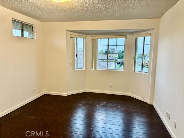 Building Photo - 5704 Sultana Ave