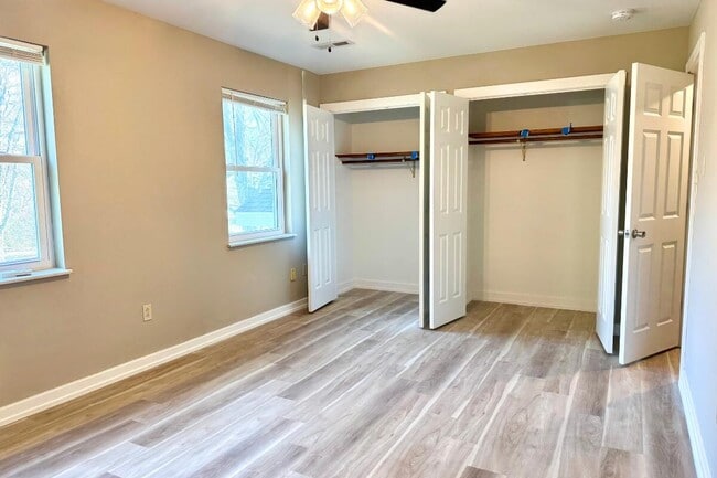 Building Photo - 3509 Sierra Madre