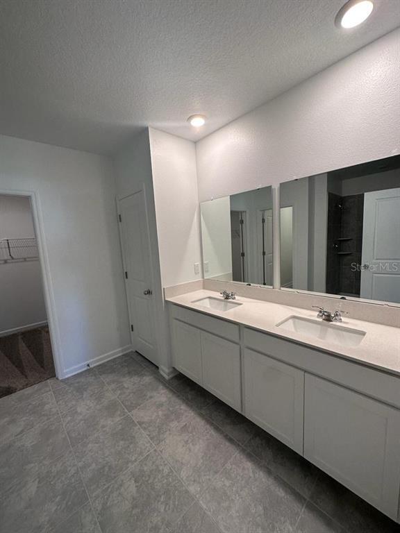 Building Photo - 961 Waterfall Blvd