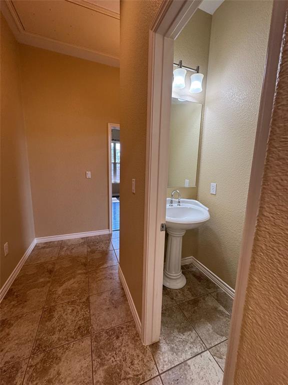 Building Photo - 112 Cherry Wood Ct
