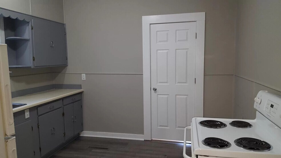 Building Photo - 1516 N 13th St