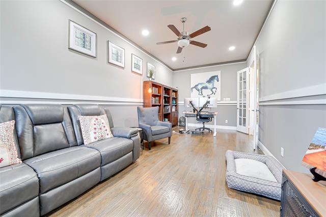 Building Photo - 528 Warner Dr