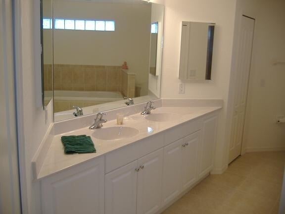 Building Photo - 1512 SE 20th St