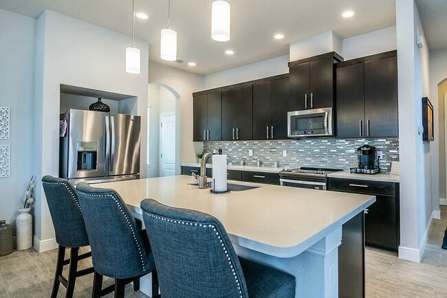 Building Photo - 7602 S Kissimmee St